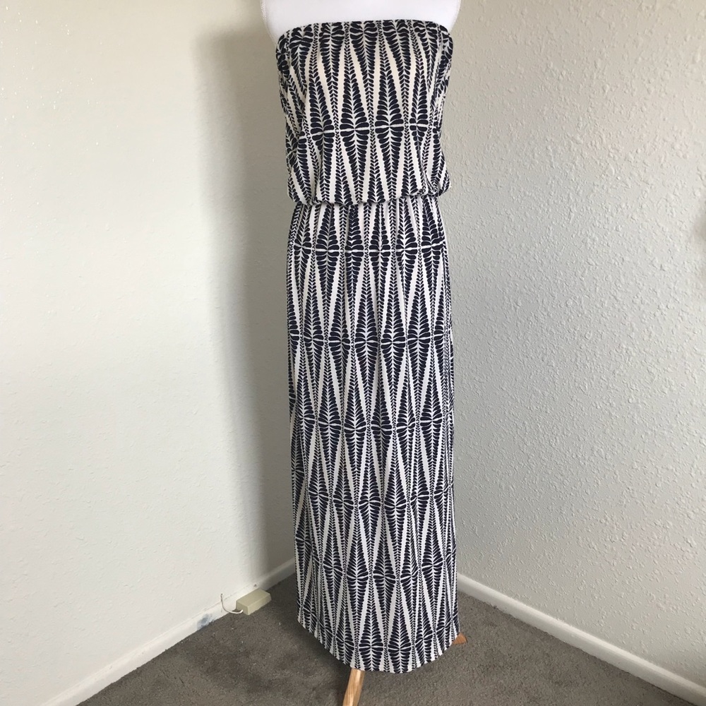 Loila Maxi Dress